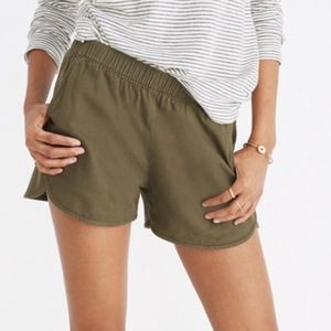 Madewell olive green L pull on shorts